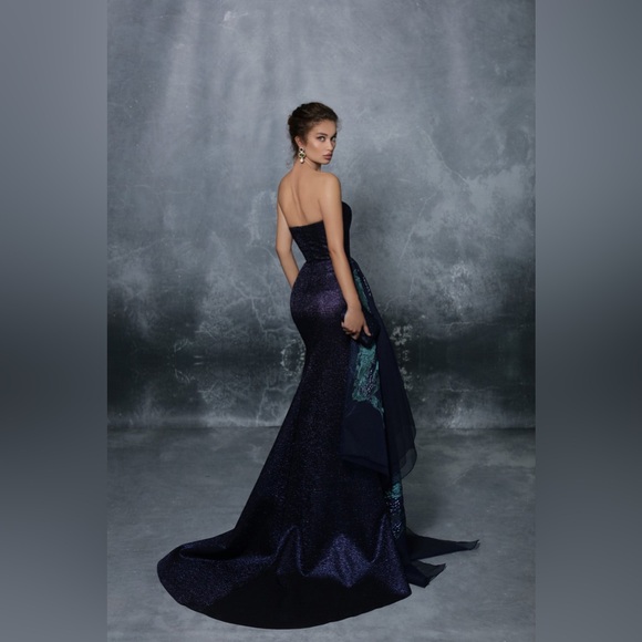 Tarik Ediz Navy Gown Size 10 - Picture 2 of 4